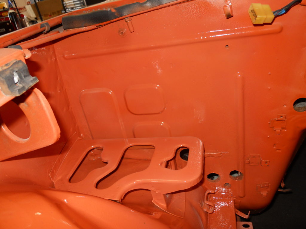 Suspension parts during the rebuild